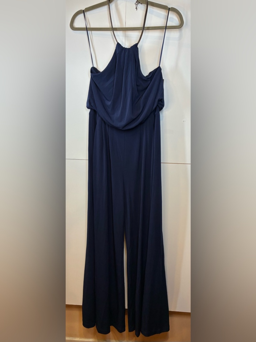 Vince Camuto NWT Wide Leg Jumpsuit Navy Halter Drape Neck Size 2